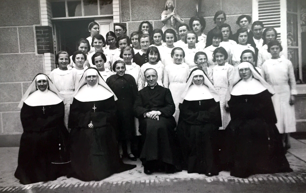 Histoire refuge femmes Les Petits Châtelets Alençon Orne - droits d'auteur : archives municipales Alençon