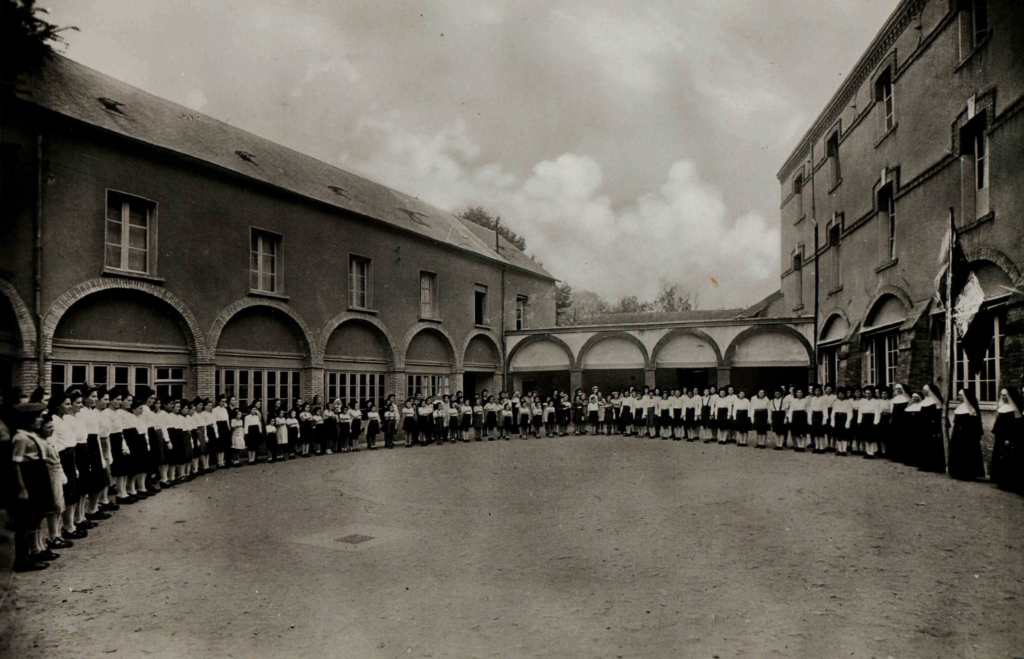 Histoire refuge femmes Les Petits Châtelets Alençon Orne - droits d'auteur : archives municipales Alençon